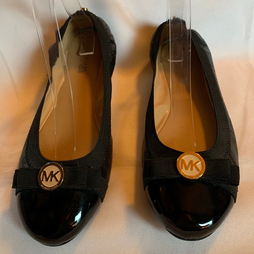 Michael by Michael Kors Black Dixie Ballet Flats with Gold Hardware!